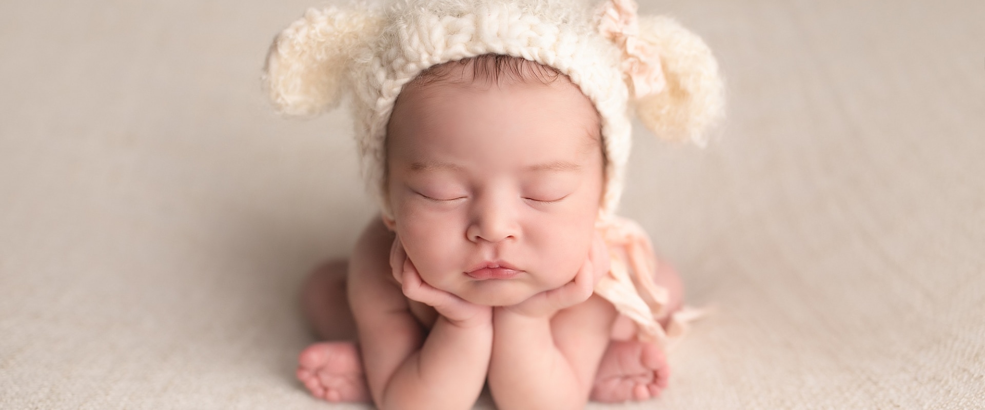 How to Manage Time and Transitions for a Successful Newborn Photoshoot