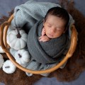 How to Make Your Newborn Photoshoot Budget-Friendly